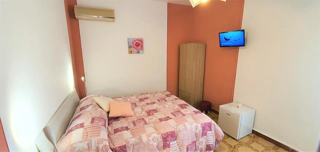 B&B Le Quattro Stagioni Levanto 0*,  Italy